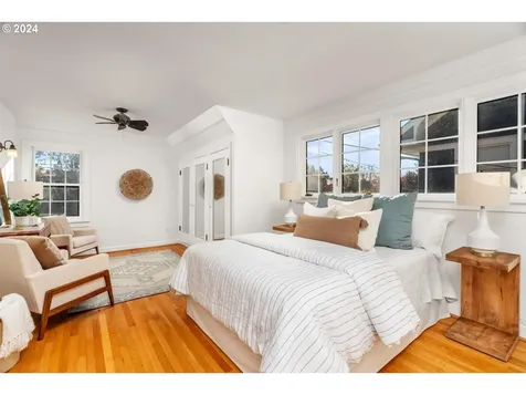 3453 NE Hassalo Street Portland OR 97232