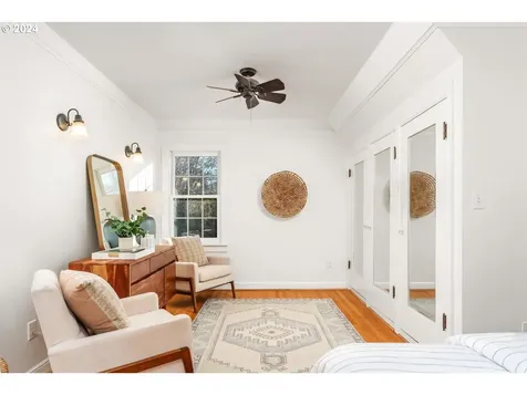 3453 NE Hassalo Street Portland OR 97232