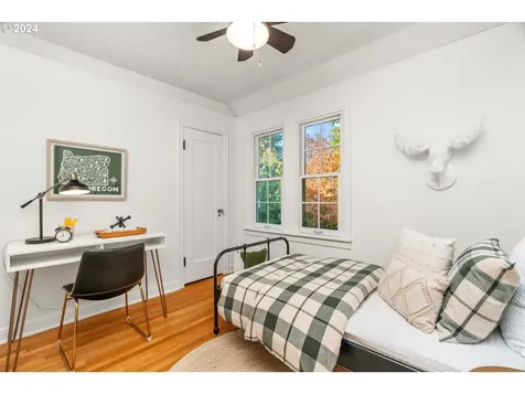 3453 NE Hassalo Street Portland OR 97232