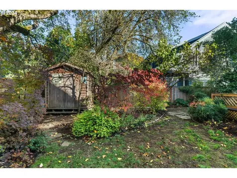 3453 NE Hassalo Street Portland OR 97232