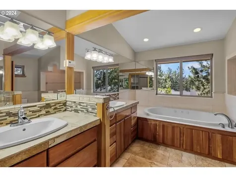 2680 NW Nordic Avenue Bend OR 97703