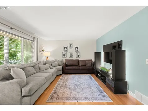 18460 SW Pheasant Lane Beaverton OR 97003