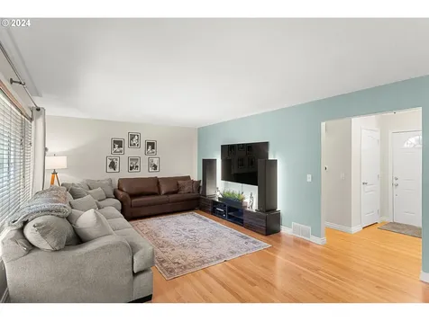 18460 SW Pheasant Lane Beaverton OR 97003