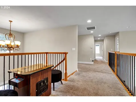 266 Lazy Avenue Eugene OR 97404
