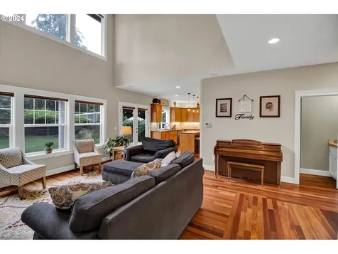 266 Lazy Avenue Eugene OR 97404