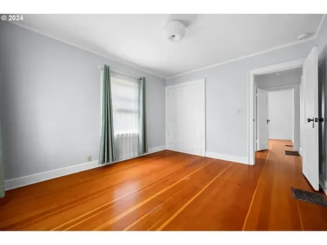 4551 Ne 25th Avenue Portland OR 97211
