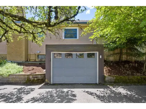 4551 Ne 25th Avenue Portland OR 97211