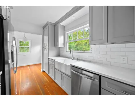 4551 Ne 25th Avenue Portland OR 97211