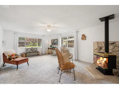 266 NE 193rd Avenue Portland OR 97230