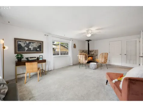 266 NE 193rd Avenue Portland OR 97230