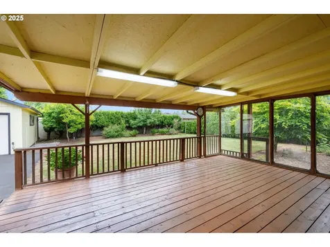 266 NE 193rd Avenue Portland OR 97230
