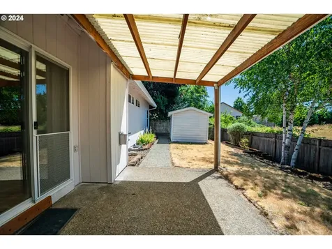 421 Se 71st Place Hillsboro OR 97123
