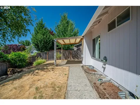 421 Se 71st Place Hillsboro OR 97123