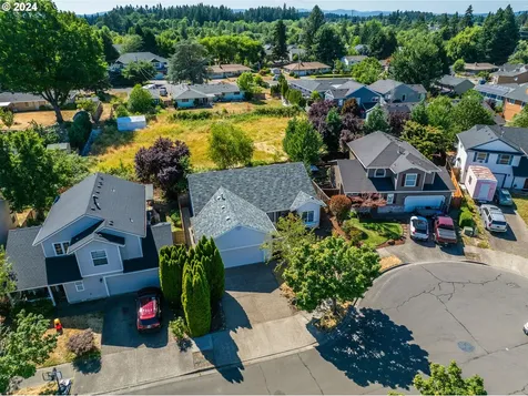 421 Se 71st Place Hillsboro OR 97123