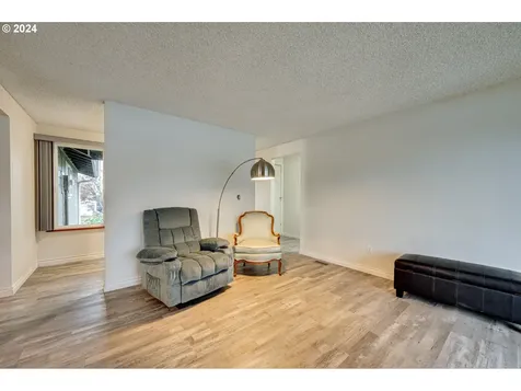 415 Lake Avenue Woodland WA 98674