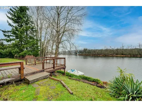 415 Lake Avenue Woodland WA 98674