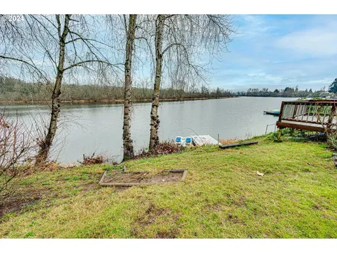 415 Lake Avenue Woodland WA 98674