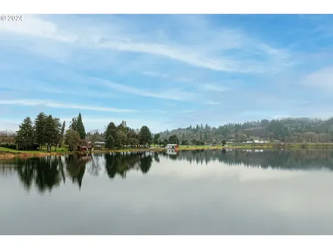 415 Lake Avenue Woodland WA 98674