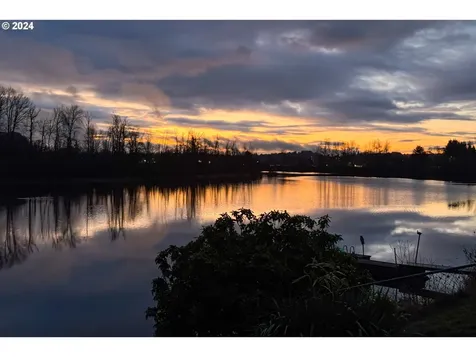 415 Lake Avenue Woodland WA 98674