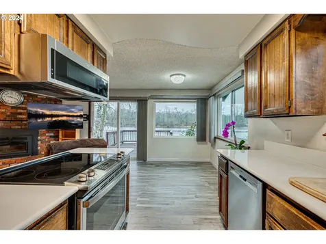 415 Lake Avenue Woodland WA 98674