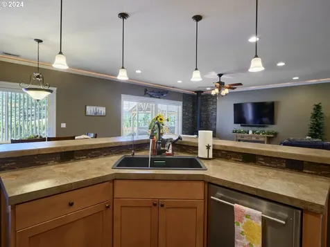 1001 Ne 394th Avenue Washougal WA 98671