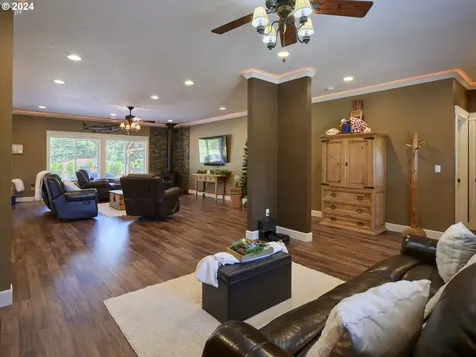 1001 Ne 394th Avenue Washougal WA 98671