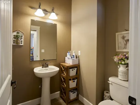 1001 Ne 394th Avenue Washougal WA 98671