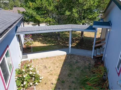 35325 Bayside Gardens Road Nehalem OR 97131