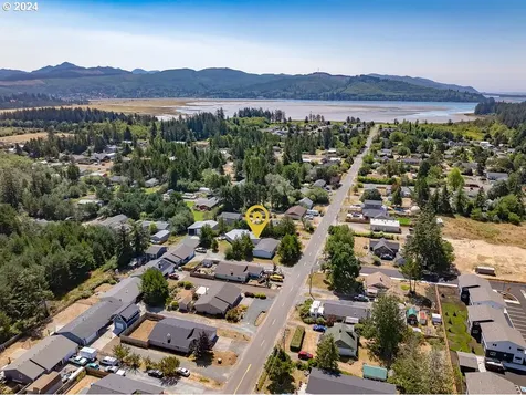 35325 Bayside Gardens Road Nehalem OR 97131