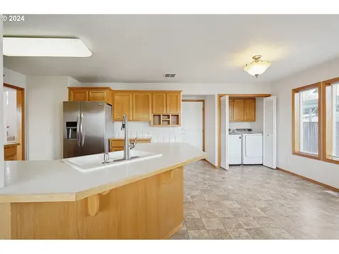 1612 SW Chapman Court Troutdale OR 97060