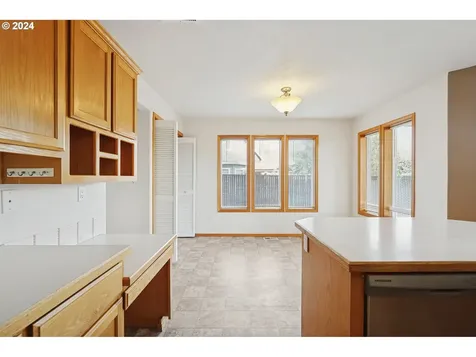 1612 SW Chapman Court Troutdale OR 97060