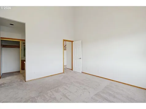 1612 SW Chapman Court Troutdale OR 97060