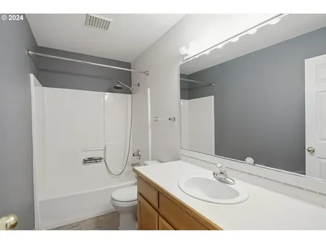 1612 SW Chapman Court Troutdale OR 97060