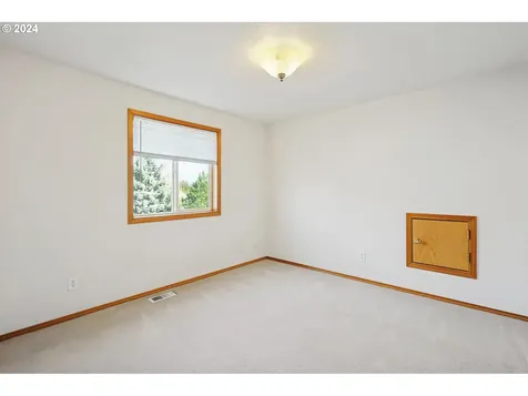 1612 SW Chapman Court Troutdale OR 97060
