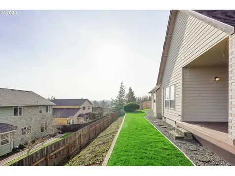 1612 SW Chapman Court Troutdale OR 97060