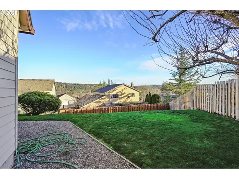 1612 SW Chapman Court Troutdale OR 97060