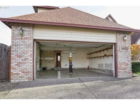 1612 SW Chapman Court Troutdale OR 97060