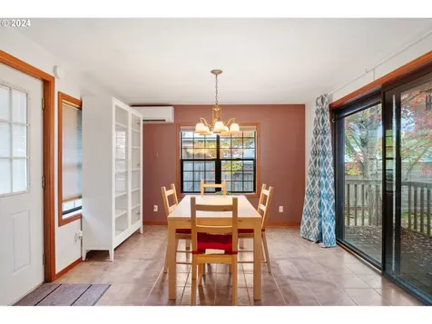 1308 NW 52nd Street Vancouver WA 98663