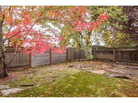 1308 NW 52nd Street Vancouver WA 98663