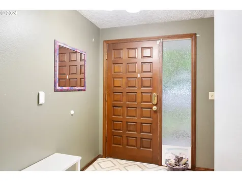 1308 NW 52nd Street Vancouver WA 98663