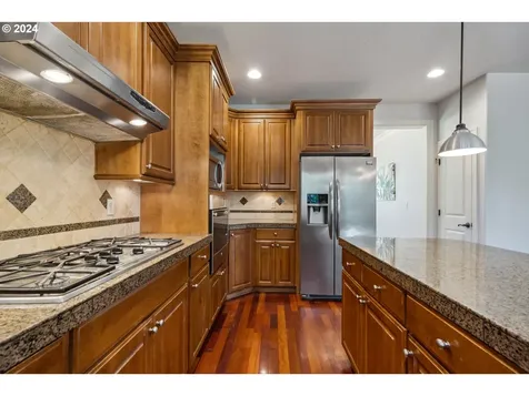 3329 X Street Washougal WA 98671