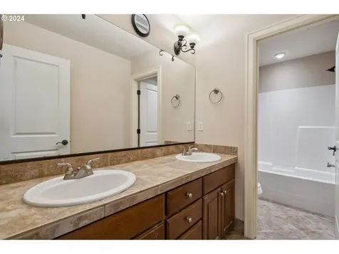 3329 X Street Washougal WA 98671