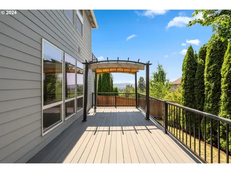 3329 X Street Washougal WA 98671