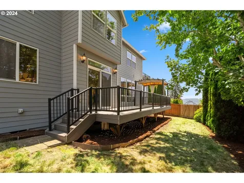 3329 X Street Washougal WA 98671