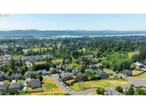 3329 X Street Washougal WA 98671
