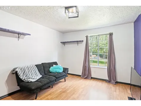 409 Spruce Creek Road Longview WA 98632