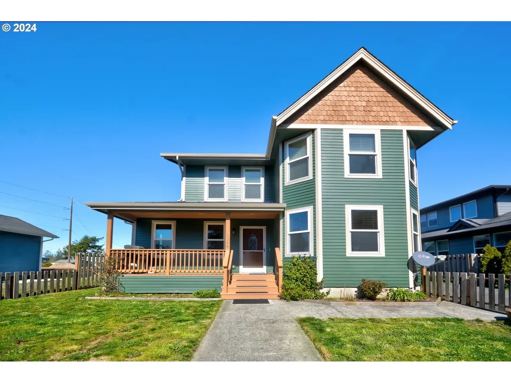1324 9th Avenue Seaside OR 97138