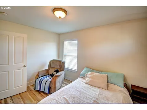 1324 9th Avenue Seaside OR 97138