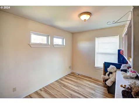 1324 9th Avenue Seaside OR 97138