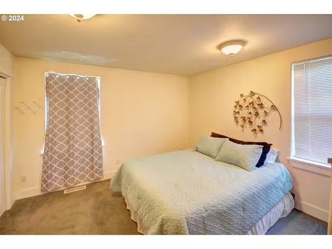 1324 9th Avenue Seaside OR 97138